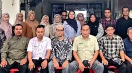 Keluarga Besar SMAN 1 Stabat mendukung Polri tetap langsung di bawah Presiden.