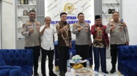 Kapolres Langkat AKBP Hannry PH Tambunan bersilaturahmi dengan Pimpinan DPRD Sumut Ricky Anthony.