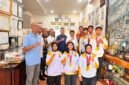 Atlet Taekwondo asal Sumatera Utara usai diberi wejangan oleh Ketua Penasehat Pengprov TI Sumut H Musa Rajekshah sebelum diberangkatkan ke Jakarta.