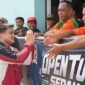Pimpinan DPRD Sumut Ricky Anthony saat membuka Turnamen Sepak Takraw RA Cup I 2026 di Kelurahan Sidomulyo, Kecamatan Stabat, Langkat.
